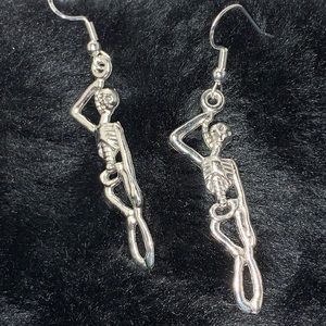 🖤🖤🖤Skeleton earrings Halloween 🎃🎃🎃